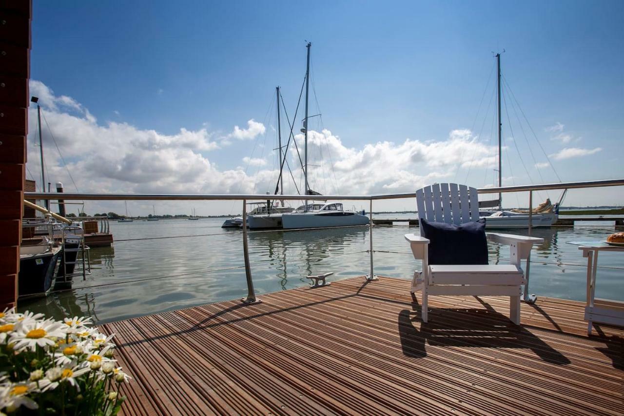 Готель Sea Breeze Ark 900 Емсворт Екстер'єр фото