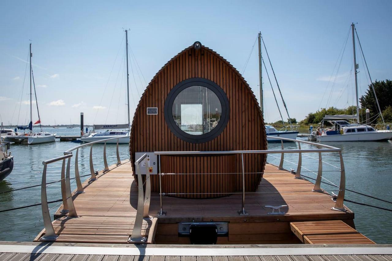 Готель Sea Breeze Ark 900 Емсворт Екстер'єр фото